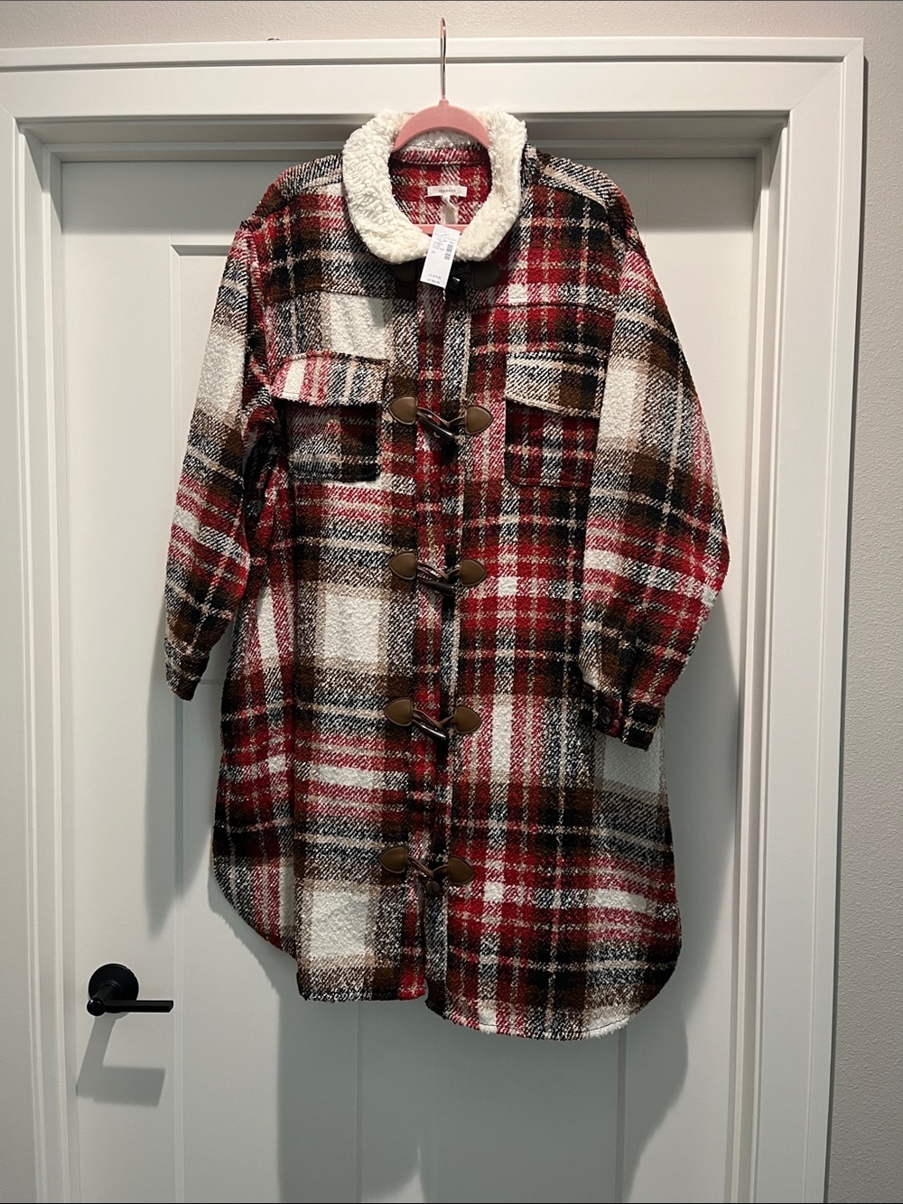 NEW Maurices Plaid Jacket with Cream Sherpa Collar